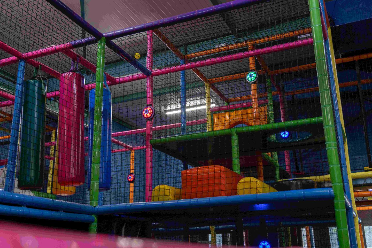 Tag & run speelsysteem geïnstalleerd bij Monkey Town